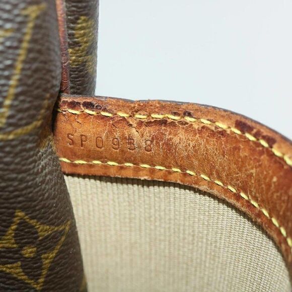 LOUIS VUITTON Monogram Reporter GM Shoulder Bag - Picture 12 of 15